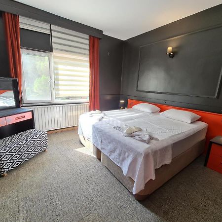 Sporkoey Hotel & Beach Club Darica  Bagian luar foto
