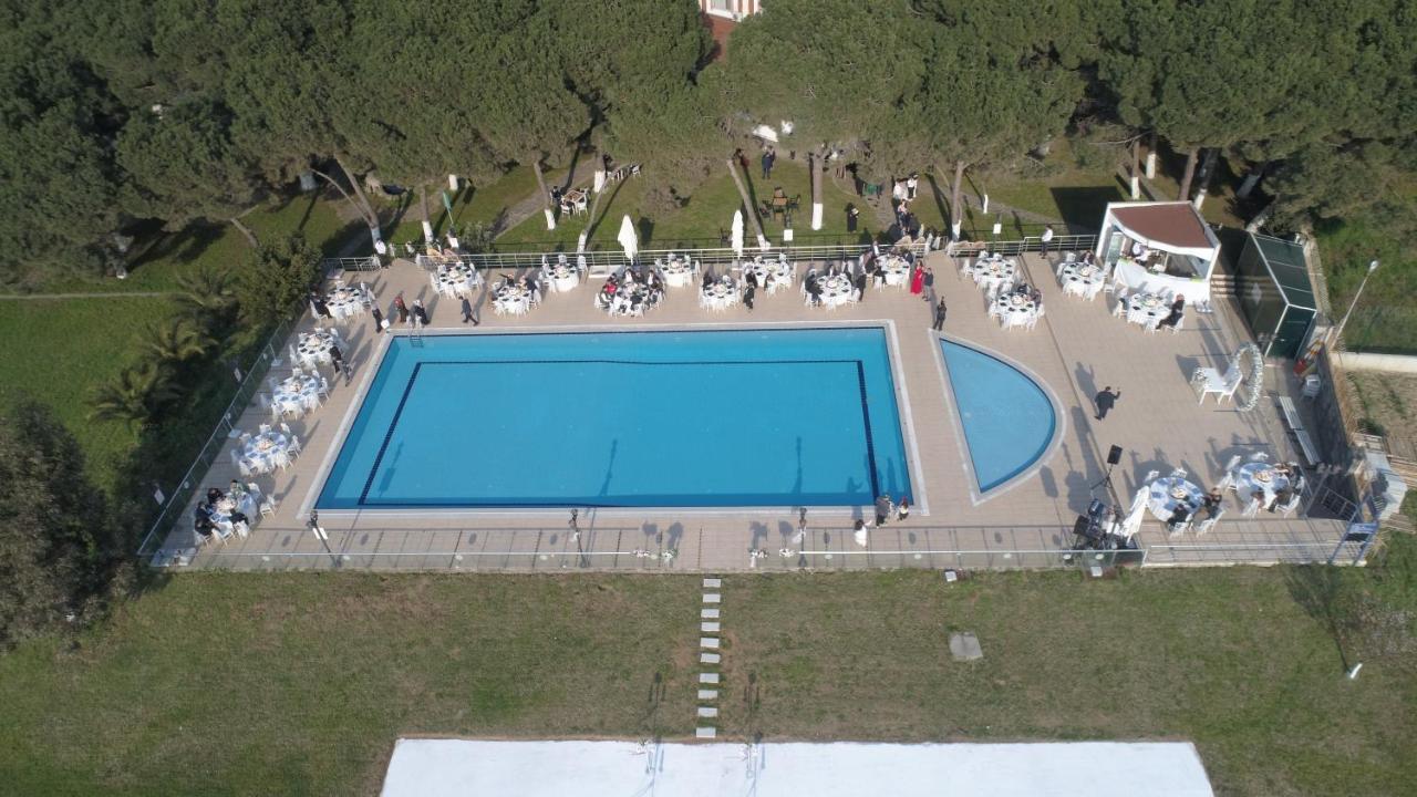 Sporkoey Hotel & Beach Club Darica  Bagian luar foto