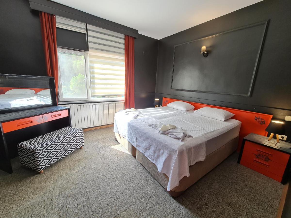 Sporkoey Hotel & Beach Club Darica  Bagian luar foto