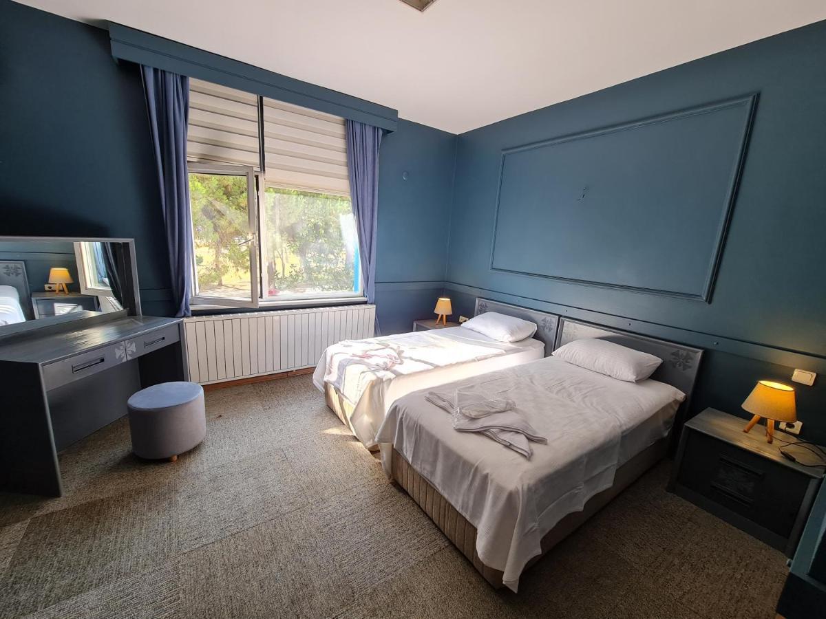 Sporkoey Hotel & Beach Club Darica  Bagian luar foto
