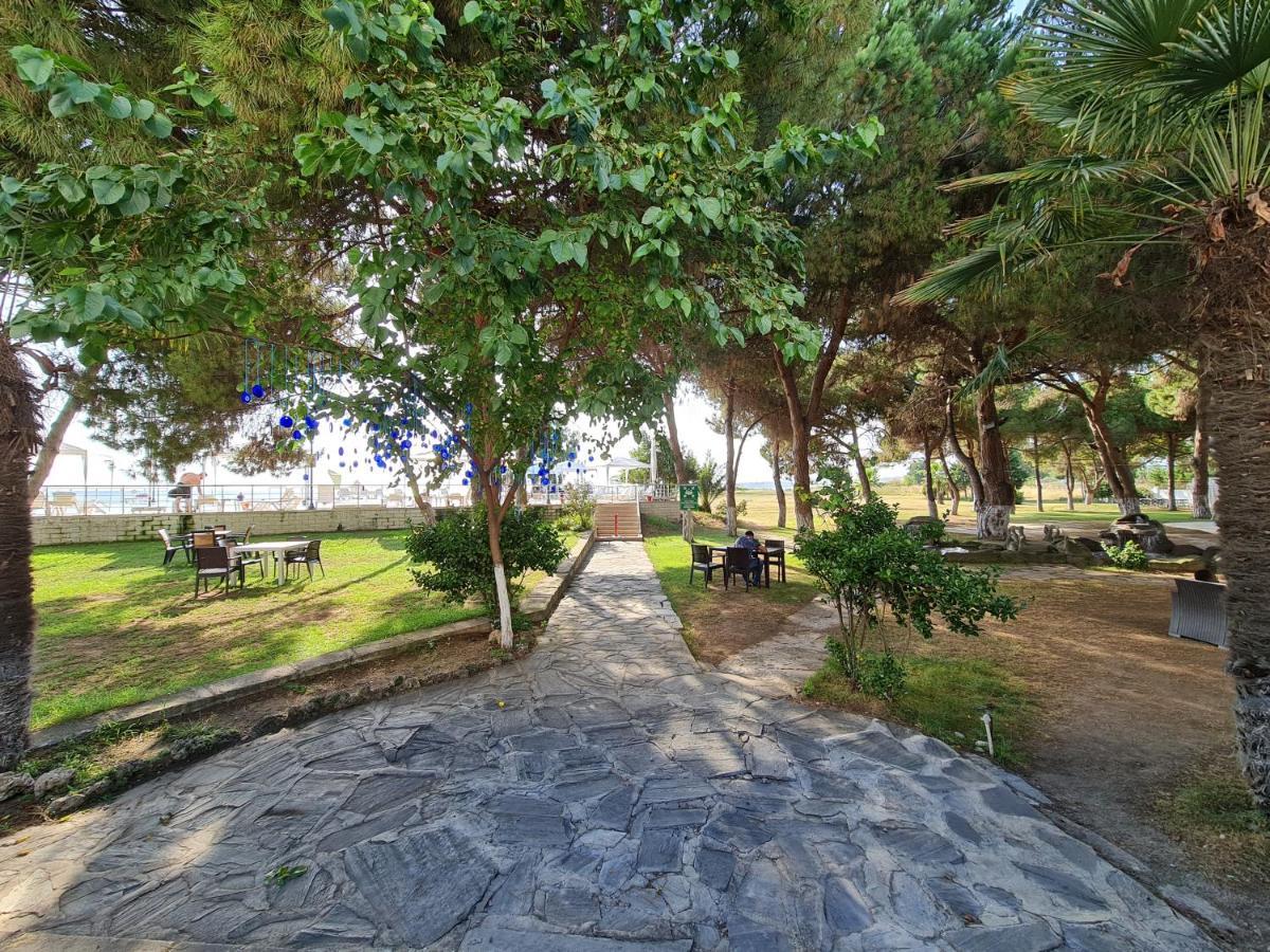 Sporkoey Hotel & Beach Club Darica  Bagian luar foto