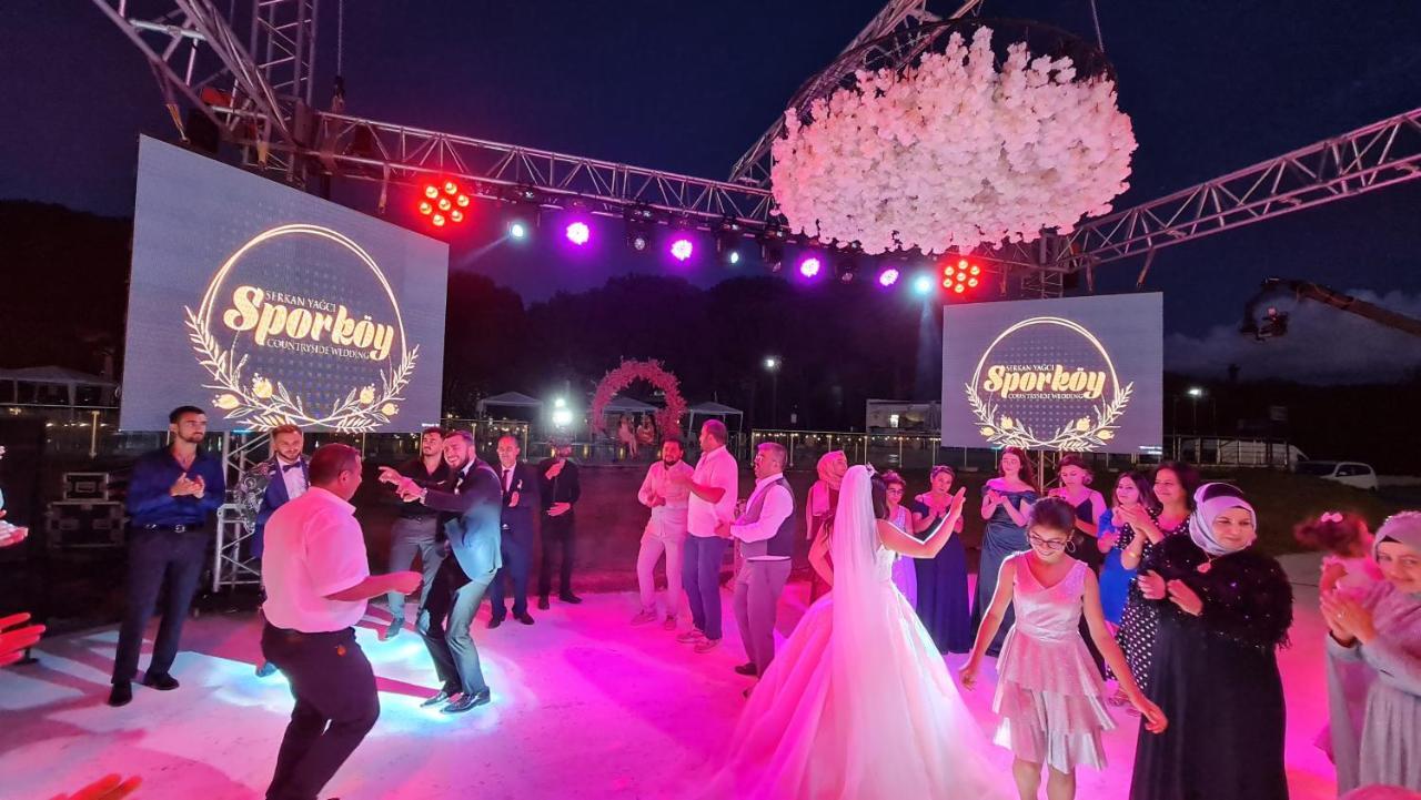 Sporkoey Hotel & Beach Club Darica  Bagian luar foto