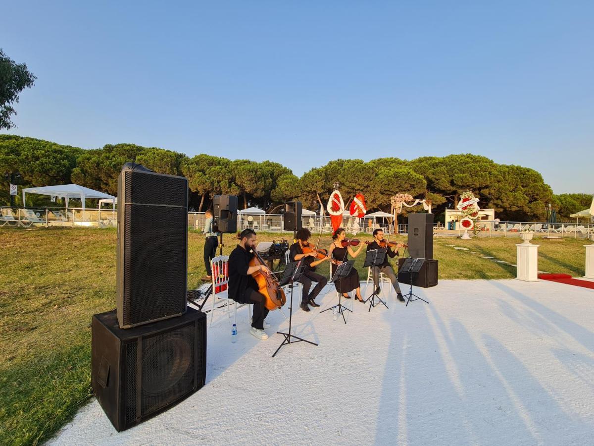 Sporkoey Hotel & Beach Club Darica  Bagian luar foto