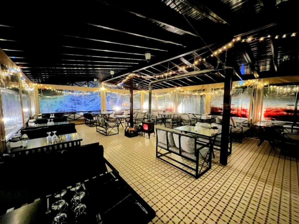 Sporkoey Hotel & Beach Club Darica  Bagian luar foto