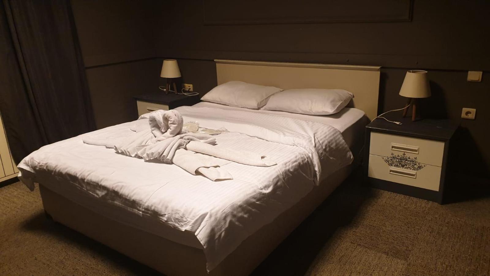 Sporkoey Hotel & Beach Club Darica  Bagian luar foto